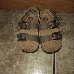 $ 7 Size 5 Y 6
