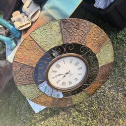 Clock Frame