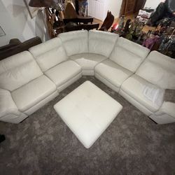 Julius II 5-Pc. Leather Sectional Sofa With 3 Power Recliners, Power Headrests & USB Power Outlet