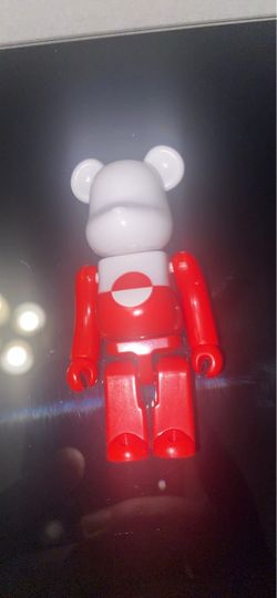 Bearbrick - Flag