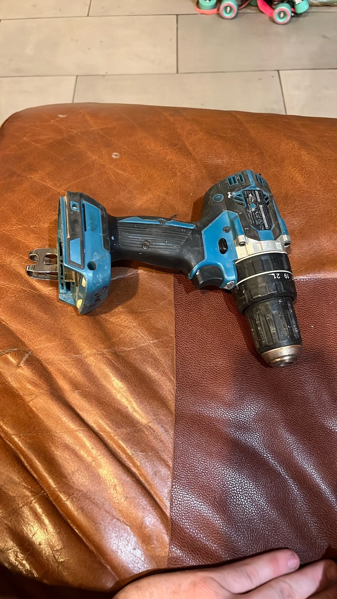 Makita XPH12 Drill $100