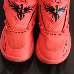 Lamelo Puma Kids Sz3.5Y