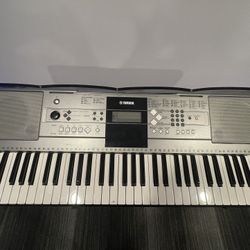 Yamaha Keyboard
