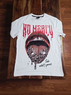 Switch Men's White 'No Mercy' Graphic Print Short Sleeve Tee. Size Medium