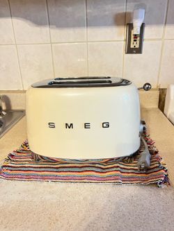 SMEG Toaster (2-slice)