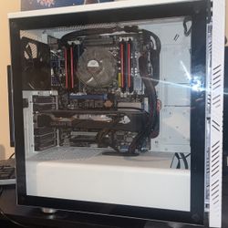 Custom Gaming PC with RTX 2070