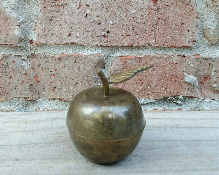 Vintage Small Brass Apple Trinket Box