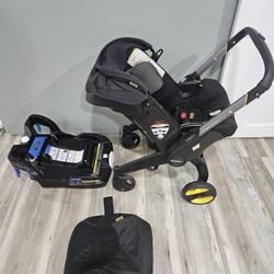 Doona Infant Car Seat & Stroller – Nitro Black + LATCH Base