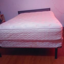 Free Queen Mattress And Box Spring 