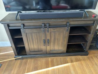 Solid Entertainment Center