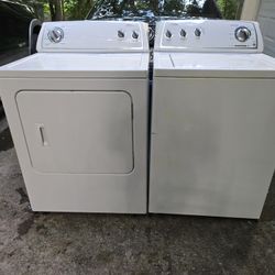 ✳️FREE DELIVERY❇️2yrs OLD WHIRLPOOL LARGE CAPACITY WASHER AND DRYER SET🫟 LIKE-NEW CONDITION 🫟