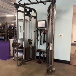 Life Fitness Functional Trainer