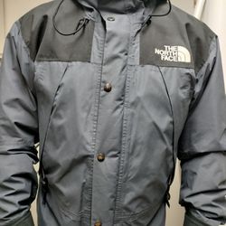 North Face Vintage Shell Men's Medium With Pit Zips Y2K Zippers Very Good Condition
