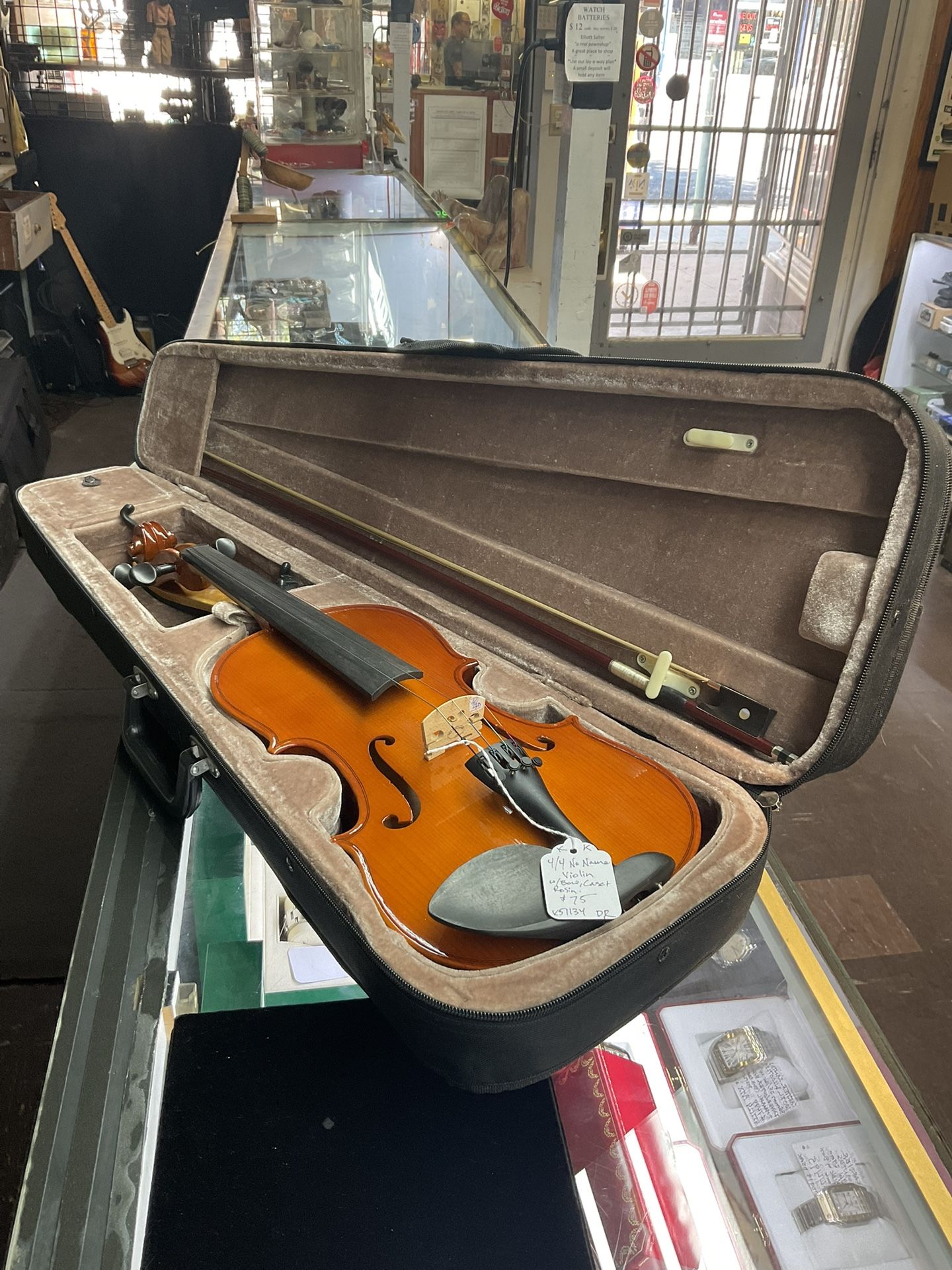 4/4 Violin w/ Bow, Case, & Rosin