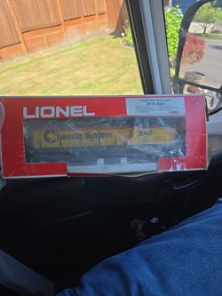 Lionel train