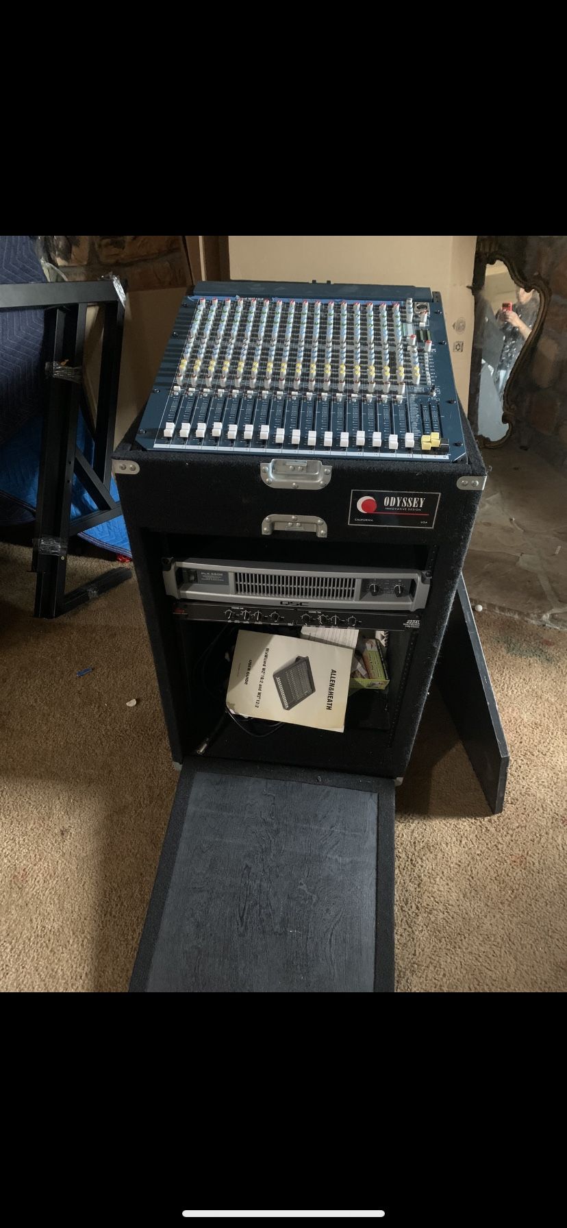 Amplifier With All Pieces In It Desc More Info