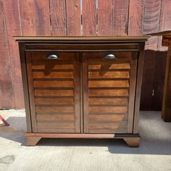 Wood And Linen Laundry Hamper