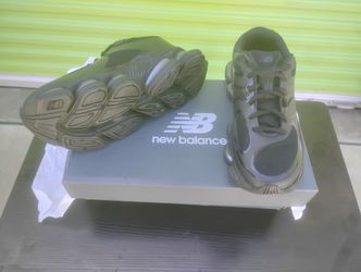 2026 New Balance Abzorb 2000 Youth Size 6