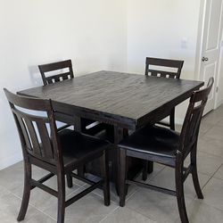 Rustic Brown Wood Furniture Set