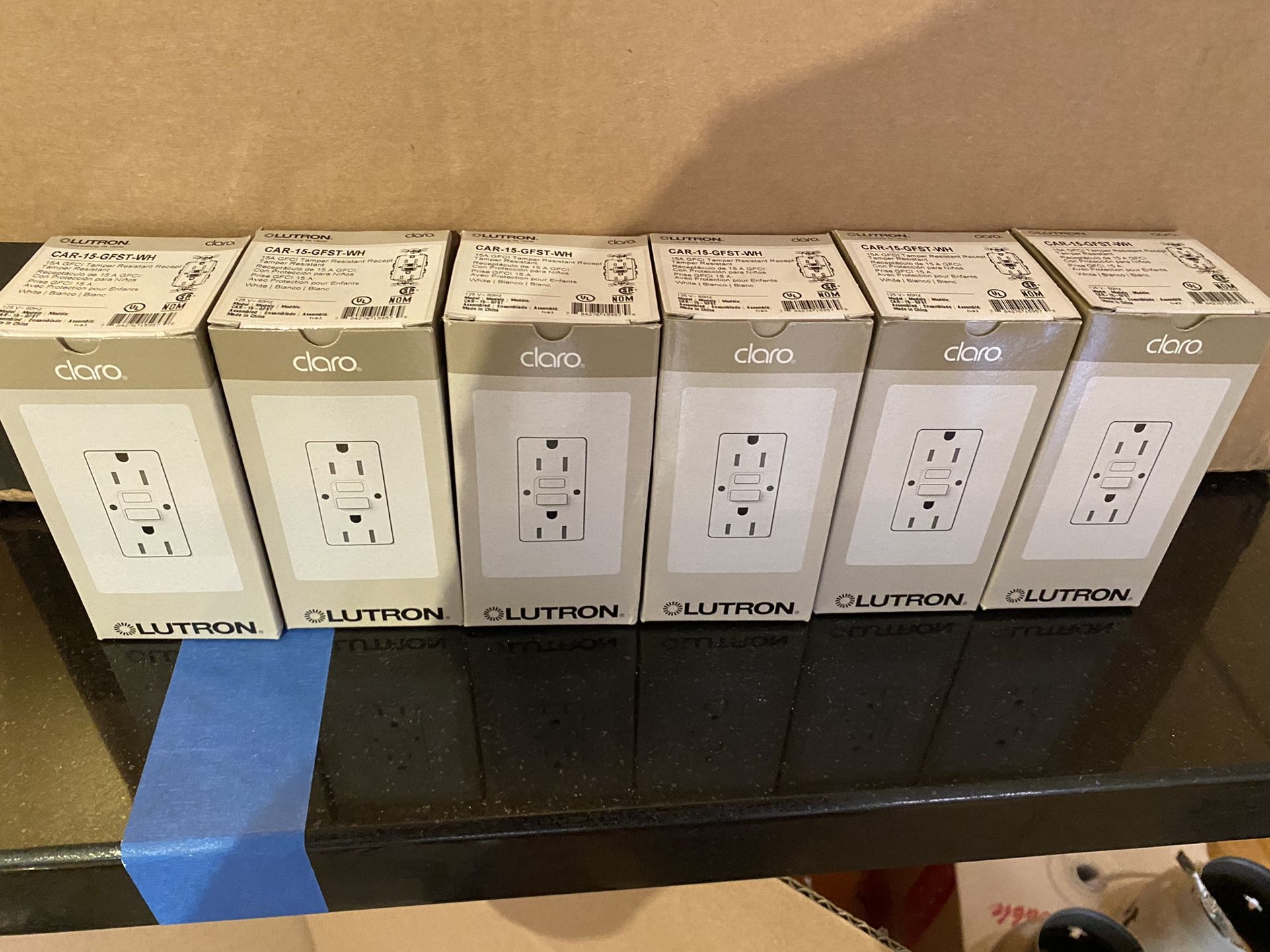 LUTRON GFI OUTLET