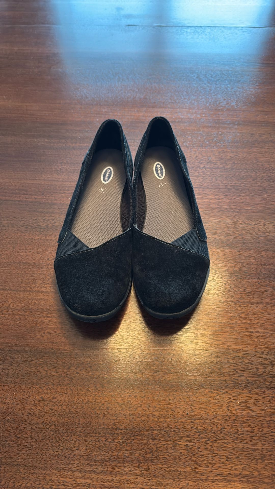 Ladies Dr. Scholl’s Black Flats Size 8.5