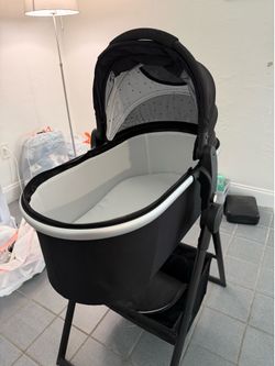 Mockingbird Bassinet