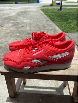 New sneakers, size 12