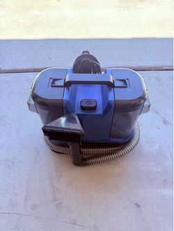 Carpet cleaner