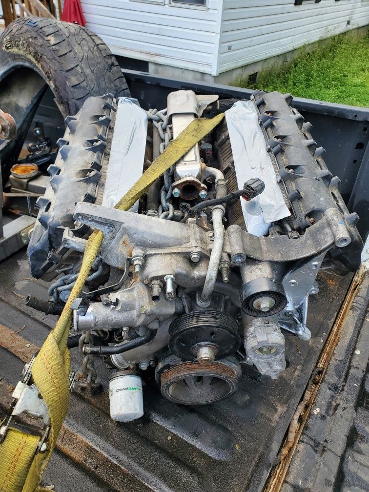 6.4l hemi engine from ram 2500