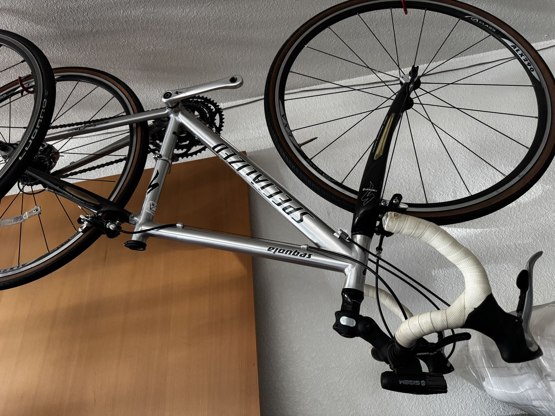 XS 47cm Specialized sequoia Road / Cross Bike