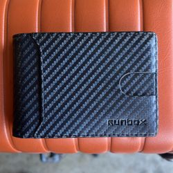 Runbox  Wallet 