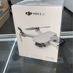 DJI Mini 2 SE Camera Drone. 