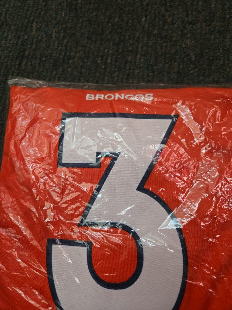 Denver Broncos Jersey.