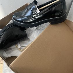 Black Shoes 6.5