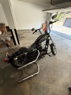 Harley Davidson 883