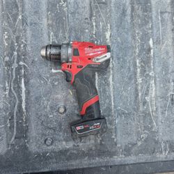 M12 Fuel Milwaukee Hammer Drill