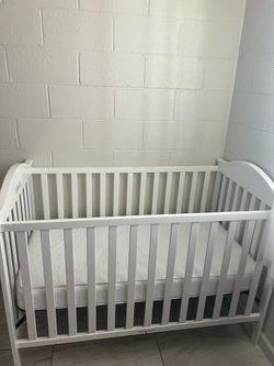 Baby crib