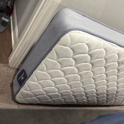 Twin Size Setra Mattress