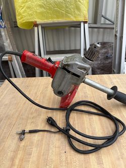 Milwaukee Corded Right Angle Drill Milwaukee 1/2”. 450 rpm   Heavy Duty Compact Drill