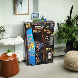 6538281 Arcade1up Class of 81 Deluxe Arcade game 