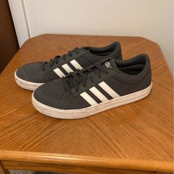 Adidas Mens Size 12 (lightly used)