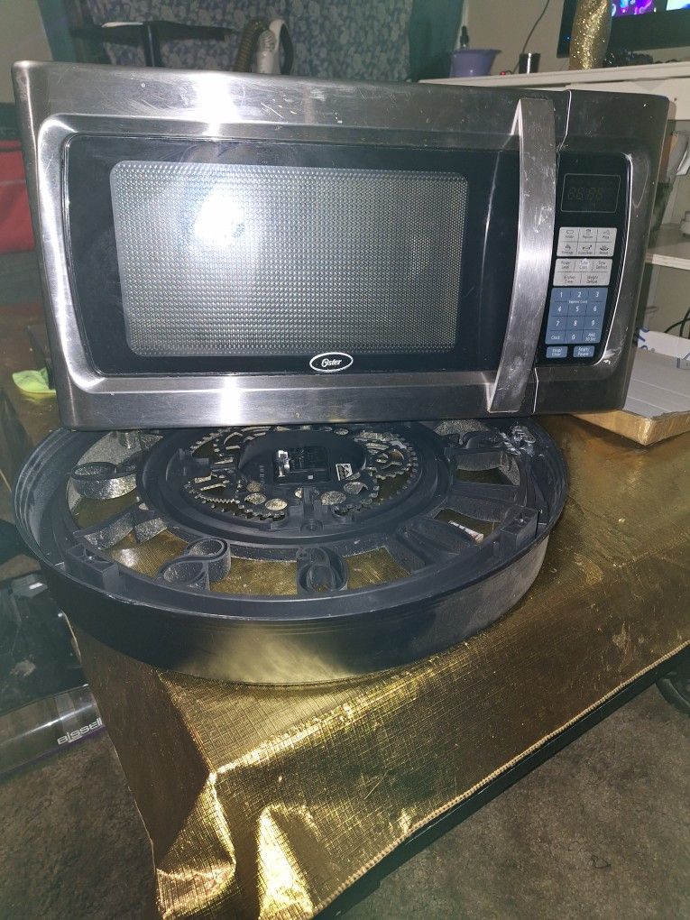 Working Microwave