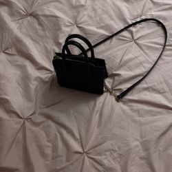 Black Purse 