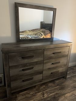Bedroom Set