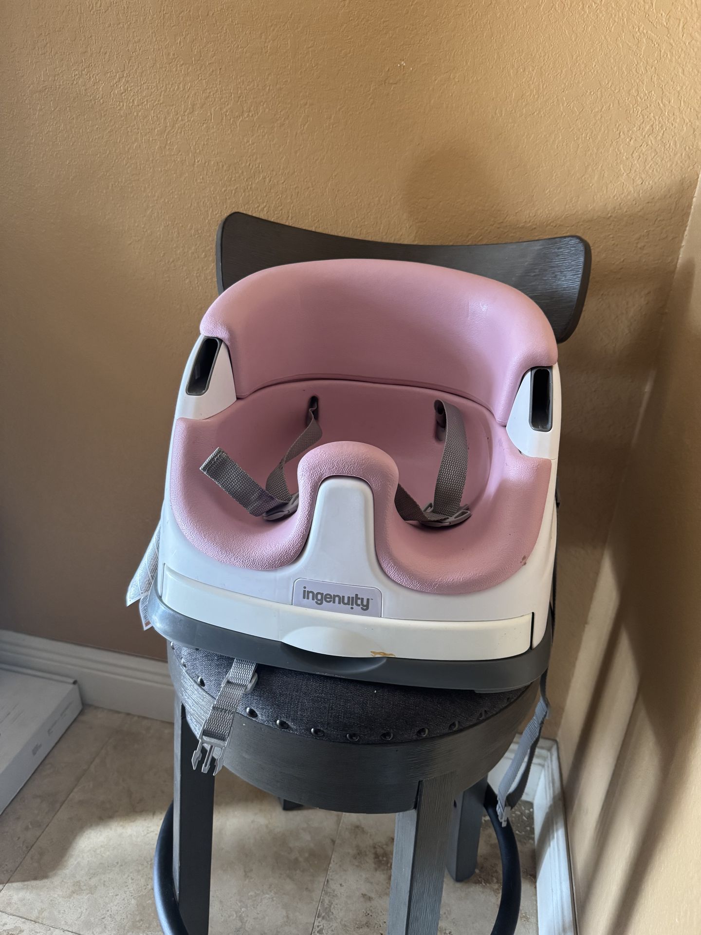 Baby girl high chair