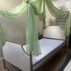 Twin Size Canopy Bed Wt Mattress. PENDING
