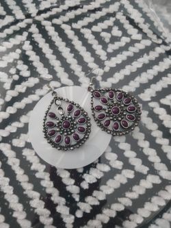 Vintage Earrings With Purple Stone 