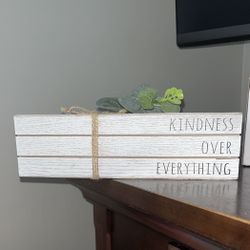 Home Decor  Bundle: Succulents & Decorative Block