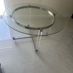 Dinning Table 