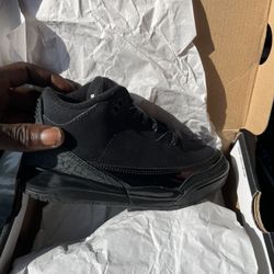 Black Car Retro 3’s  Size 1 For Kids 